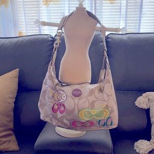 Beautiful Coach poppy bag …shoulder bag..canvas.